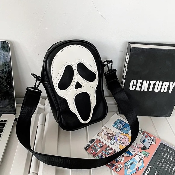 Scream - Ghost Face Crossbody Purse (Black) - Picture 2 of 4